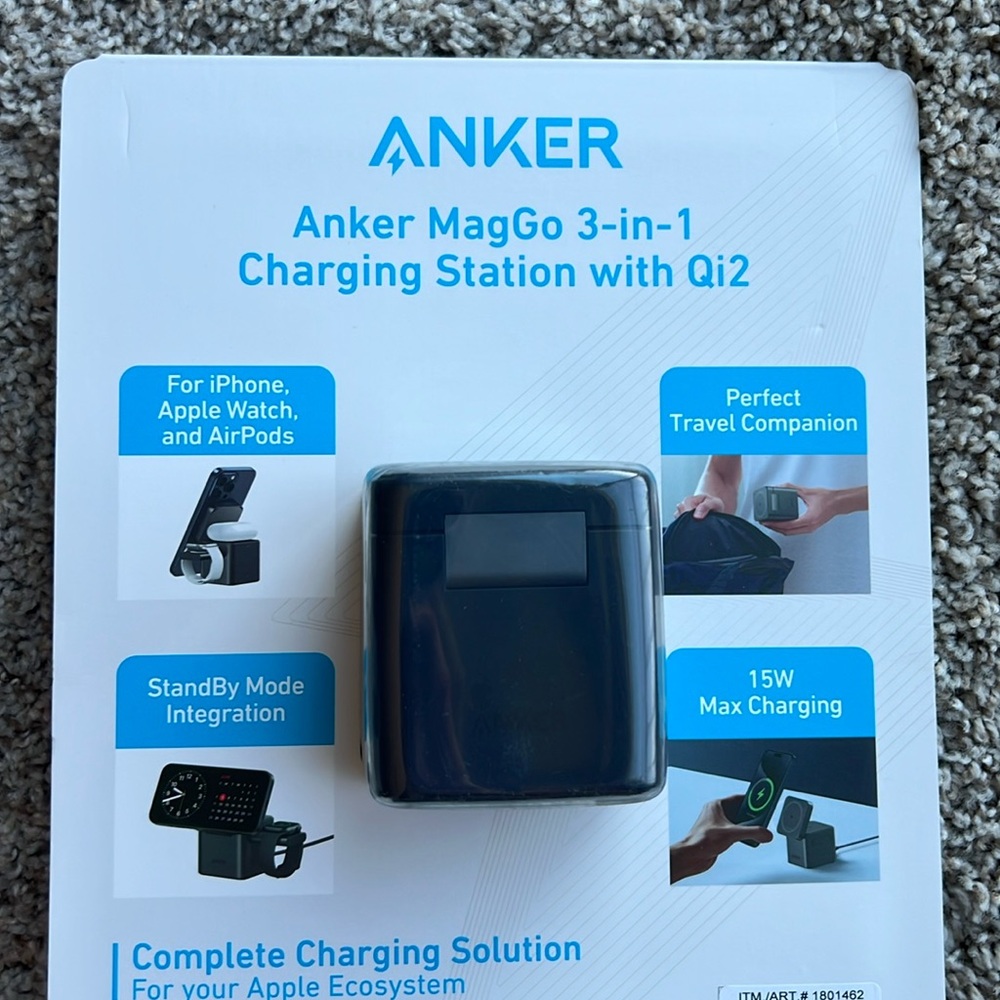 Anker MagGo Magnetic 3-in-1 Wireless Charging Stand